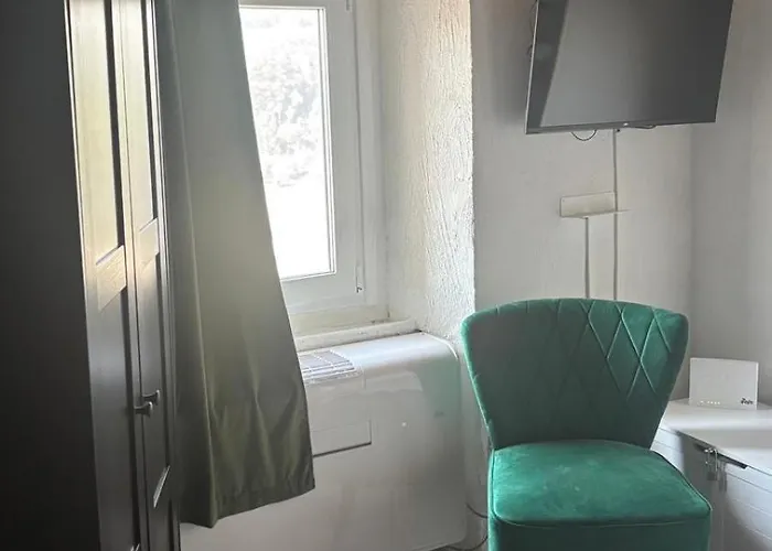 Aurina Boutique Apartment *